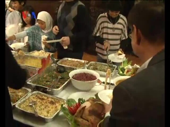 Perayaan Thanksgiving ala Indonesia di AS - Liputan Feature VOA