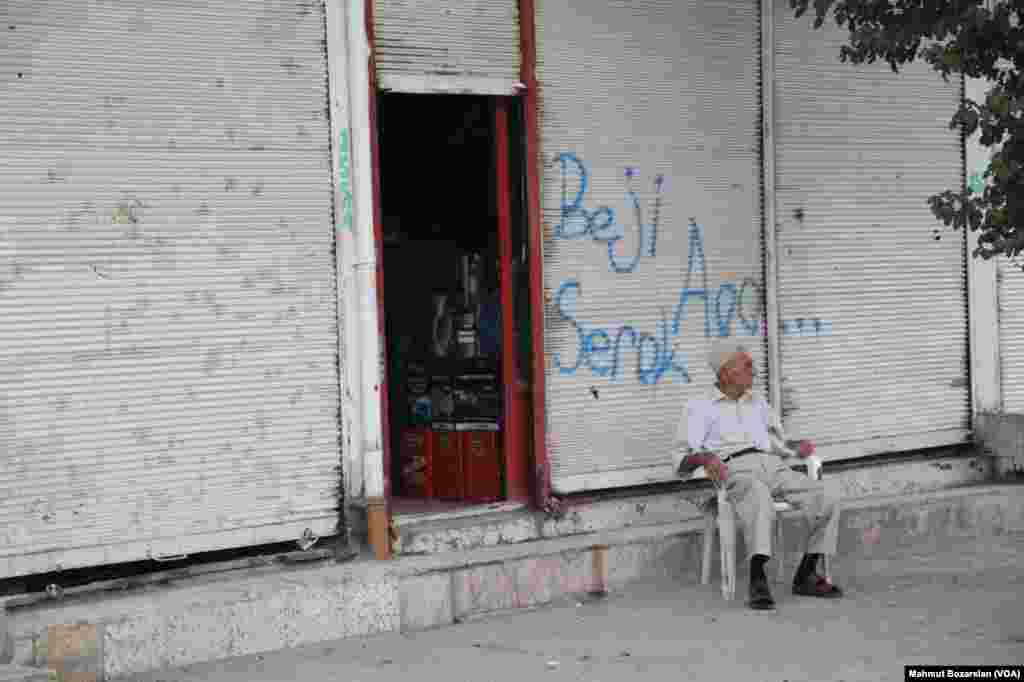 The town of Cizre in southteastern Turkey after weeklong curfew lifted