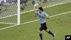 Pemain Uruguay Edinson Cavani