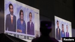 Candidatos presidenciales asisten al último debate presidencial en el Centro Cultural Universitario de Tlatelolco, en la Ciudad de México.