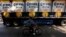 México mostró un incremento en la recepción de inversión extranjera debido a la operación de compra de la cervecera Modelo, que produce Corona, por la firma belga Anheuser-Busch InBev.