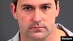 L'officier de police Michael Slager doit répondre de la mort d'un Noir, tué par balles dans le dos à North Charleston, en Caroline du Sud