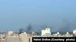 تصویر دریافتی وحید آنلاین از دود ناشی از حملات صبح دوشنبه در آبادان