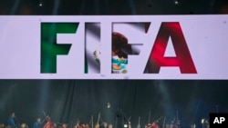 LA FIFA