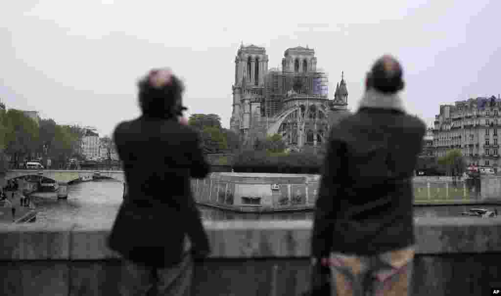 France Notre Dame Fire Photo Gallery