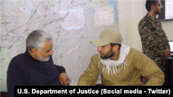 تصویر منتشر شده وزارت دادگستری آمریکا از محمد‌باقر سعد داوود السعدی در کنار قاسم سلیمانی
