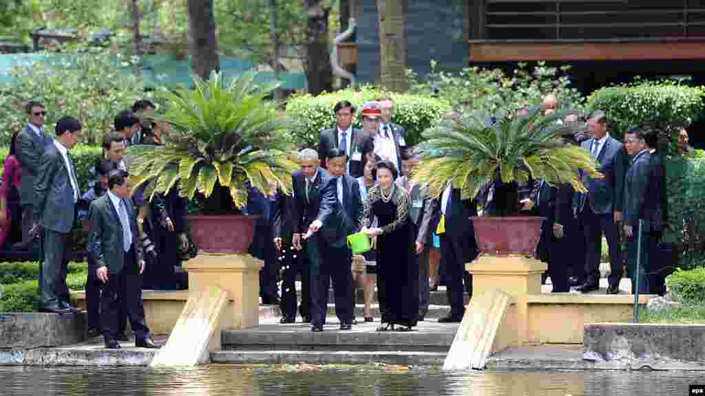 Shugaban Amurka Barak Obama a Vietnam.