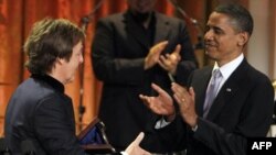 Ish bitëllsi Makartni nderohet me çmimin prestigjioz Gershwin