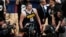 Nikola Jokić "na meti" fotoreportera posle pobede u 7. utakmici prvog kola plej-ofa protiv San Antonija (Foto: AP/David Zalubowski) 