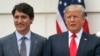 Perdana Menteri Kanada Justin Trudeau dan Presiden Donald Trump dalam pertemuan di Gedung Putih, 11 Oktober 2017 (foto: dok). 