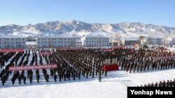 벌판을 대규모축산기지로 바꾸기 위한 군민연환궐기모임이 지난달 4일 북한 세포군과, 평강군, 이천군에서 각각 열렸다고 조선중앙통신이 보도했다.