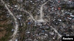 Suasana di wilayah Jeremie, Haiti pasca hantaman badai Matthew, 5 Oktober 2016 (REUTERS/Carlos Garcia Rawlins).