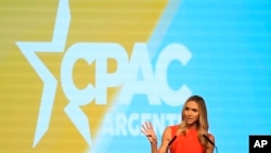 La copresidenta del Comité Nacional Republicano, Lara Trump, habla durante la Conferencia de Acción Política Conservadora o CPAC, en Buenos Aires, Argentina, el miércoles 4 de diciembre de 2024. 