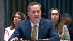 Balyozê Amerîka li NY Mike Waltz. 