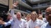 El candidato presidencial, Edmundo González, junto a su esposa e hija el día de las elecciones. 