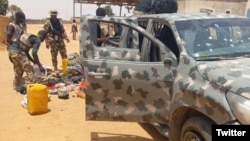 Wasu makamai da dakarun Najeriya suka kwato a hannun mayakan Boko Haram a Geidam (Twitter/@HQNigerianArmy) 