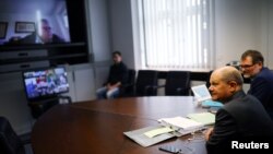 El ministro de Finanzas de Alemania, Olaf Scholz, antes de comenzar la videoconferencia de los ministros de finanzas y gobernadores de bancos centrales del G20 el 15 de abril de 2020.