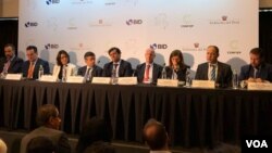 Representantes de grandes empresas de las Américas y el Banco Interamericano de Desarrollo, participan en la III Cumbre Empresarial de las Américas, en Lima, Perú. Abril 12 de 2018. Foto: Jacob Luzi, VOA.