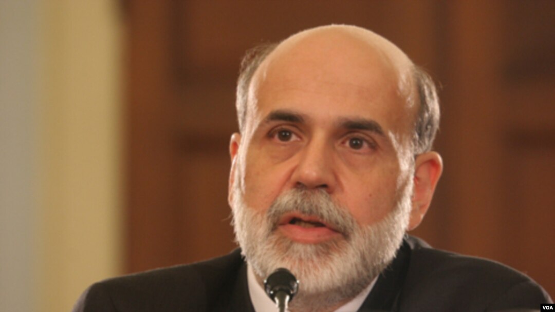 Kepala Federal Reserve, Ben Bernanke di Jerman untuk bertemu para pejabat bank sentral negara-negara Eropa.