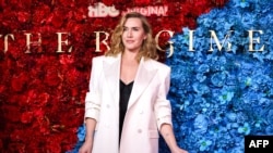 Aktris Inggris, Kate Winslet, menghadiri pemutaran perdana film serial produksi HBO, "The Regime", di Museum Natural History, 26 Februari, di Kota New York. (Foto: Charly Triballeau/AFP)