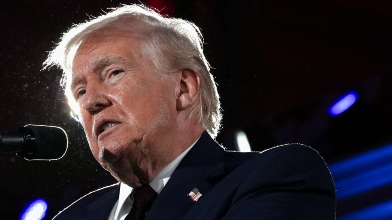 ترامپ به جمهوری اسلامی در مورد تعلل در مذاکره هشدار داد و از ناتو انتقاد کرد