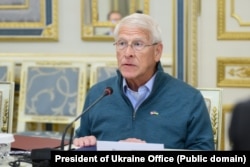 Роджер Вікер, сенатор США