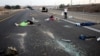 اجساد چند غیرنظامی در جنوب اسرائیل که به دست شبه‌نظامیان اسرائیلی کشته شدند