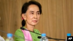 Konstitusi yang disusun militer Myanmar melarang pemimpin oposisi Aung San Su Kyi menjadi presiden (foto: dok).