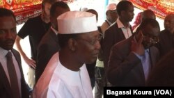 Perezida Idriss Deby ku kibanza co gutoreramwo co muri Disitirikite ya kabiri ya N'Djamena ku murwa Mukuru.