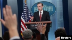 Cố vấn an ninh quốc gia Hoa Kỳ Jake Sullivan trả lời câu hỏi của các nhà báo về tình hình ở Ukraine trong một cuộc họp báo tại Nhà Trắng ở Washington, ngày 11 tháng 2, 2022.