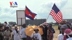 Police Blocked Protesters Away From President Obama Venue