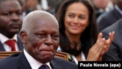 José Eduardo dos Santos et sa fille Isabel dos Santos à Luanda, en Angola, le 28 août 2012.