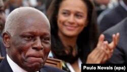 José Eduardo dos Santos, Presidente de Angola, e a sua filha Isabel dos Santos, na inauguração da nova Marginal de Luanda. Luanda, 28 Agosto 2012