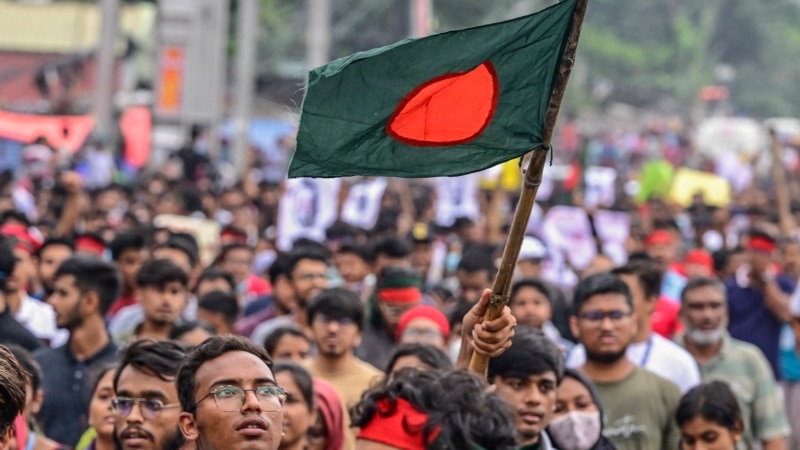 Bangladeshi students call for nationwide civil disobedience