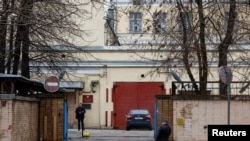 El periodista del Wall Street Journal Evan Gershkovich está retenido en la prisión de Lefortovo en Moscú.