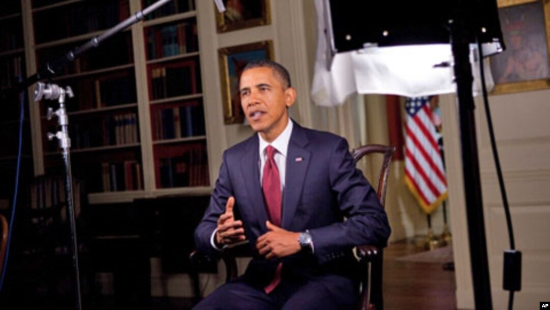 President Obama prepares to record his Weekly Address, 17 Sep 20101