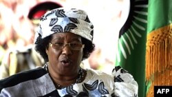 Malawi's new President Joyce Banda gives a press conference in Lilongwe. Banda said she was pinning her hopes on donors to re-open aid taps after she started talking to them on possible resumption of aid frozen over governance and macroeconomic concerns, 