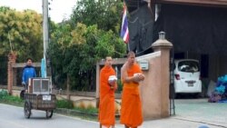 Thai Monks Adopt Earth Day Practices to Eliminate Plastic Waste 