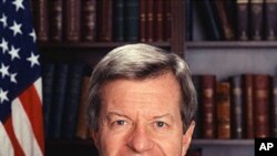 马克斯.鲍卡斯参议员