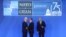 নেটো শীর্ষ সম্মেলনের মঞ্চে (বাঁ দিক থেকে) প্রেসিডেন্ট জো বাইডেন, ব্রিটিশ প্রধানমন্ত্রী কির স্টারমার এবং জোটের মহাসচিব ইয়েন্স স্টল্টেনবারগ। ফটোঃ ৯ জুলাই, ২০২৪। 