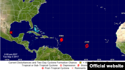 Les tempêtes Irma et Jose surveillées par Centre américain des ouragans (NHC).