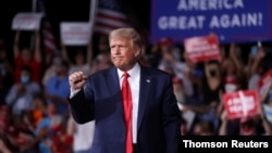 El presidente de EE.UU., Donald Trump, durante un mitin de campaña en Winston-Salem, Carolina del Norte.
