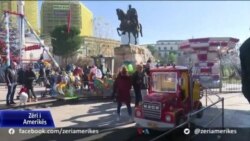 Tirana feston vitin e ri nën masa minimale të mbrojtjes ndaj pandemisë COVID-19