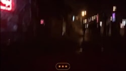 این معترضان می گویند به دفتر امام جمعه ملایر در همدان حمله کرده اند