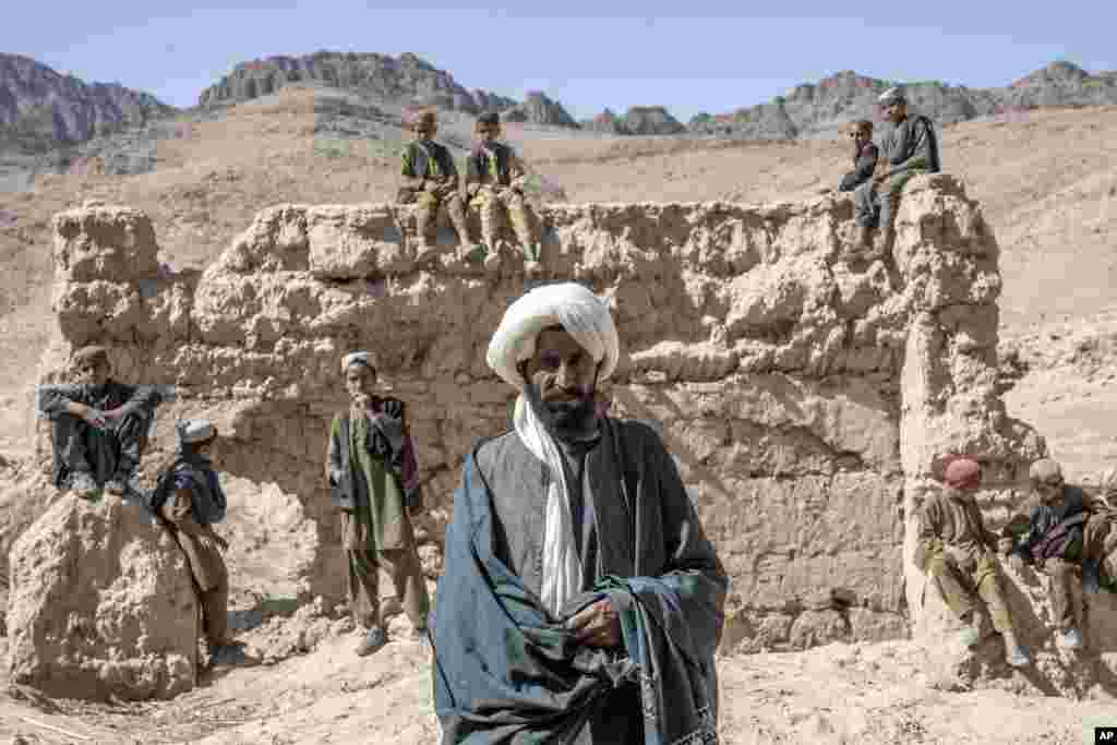 ویرانهٔ به جا مانده از جنگ در یک روستا در جنوب افغانستان