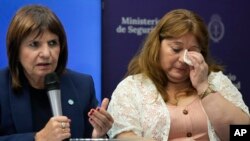 Griselda Heredia, right, mother of Nahuel Gallo, an Argentine soldier arrested earlier this month in Venezuela, and Argentine Security Minister Patricia Bullrich give a press conference in Buenos Aires, Argentina, Dec. 27, 2024. 