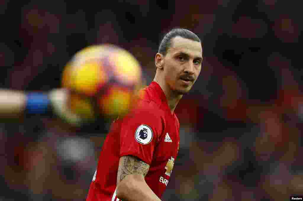 10. Zlatan Ibrahimovic (SWE/Manchester United) 