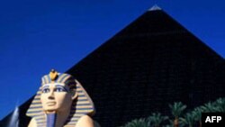 Khách sạn Luxor và Sòng bài ở Las Vegas, Nevada