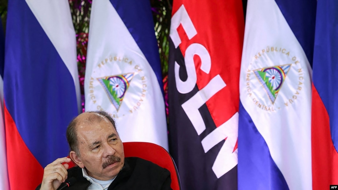 Fotografía publicada por la Presidencia de Nicaragua que muestra al Presidente de Nicaragua, Daniel Ortega, hablando durante una reunión con el Secretario del Consejo de Seguridad de la Federación Rusa, General Nikolai Patrushev (fuera de cuadro), en Managua, el febrero.