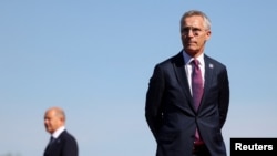 El secretario general de la OTAN, Jens Stoltenberg, asiste a la reunión de la Comunidad Política Europea en el Palacio de Blenheim, cerca de Oxford, Gran Bretaña, el 18 de julio de 2024. REUTERS/Hollie Adams